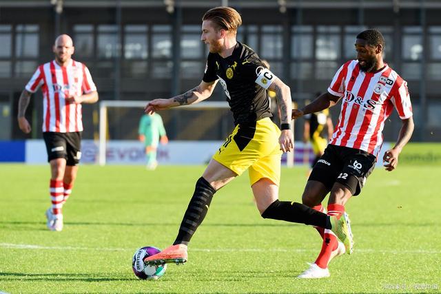 乓球队的核 乓球队的核