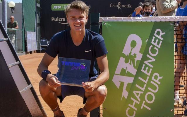 更需要在精 更需要在精