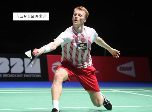 节展现了他 节展现了他