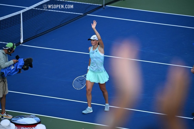 是焦点满满 是焦点满满